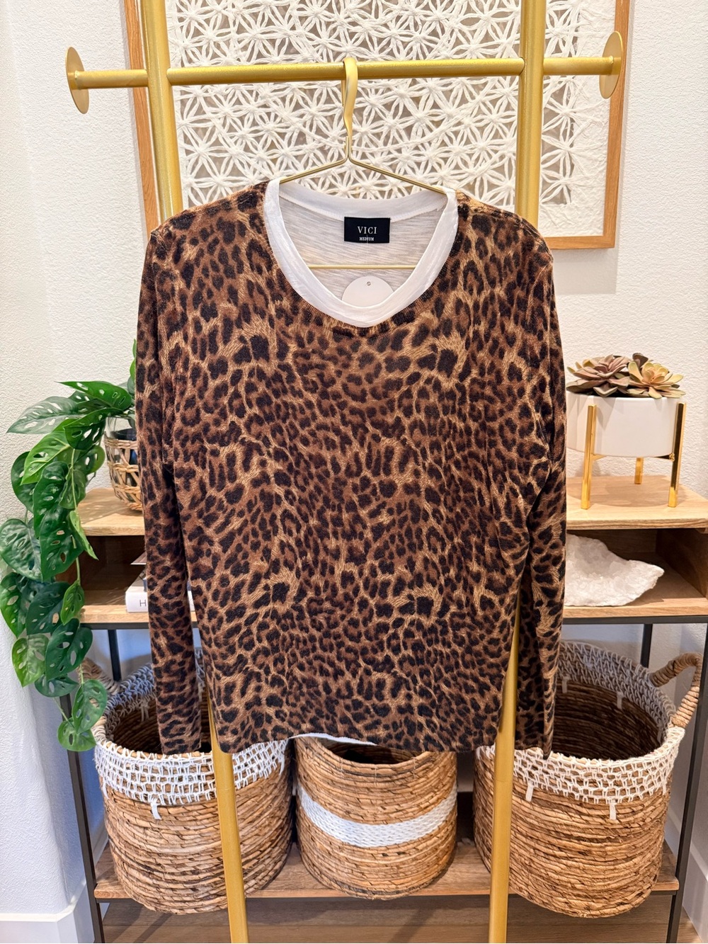Vici Leopard Print Crewneck Sweater - Brown & Black